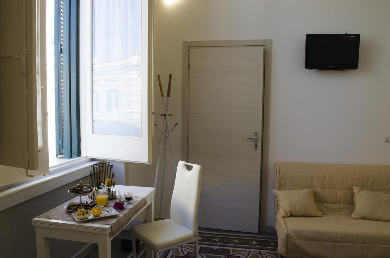 Bed and Breakfast Ingrosso House Лечче Екстер'єр фото
