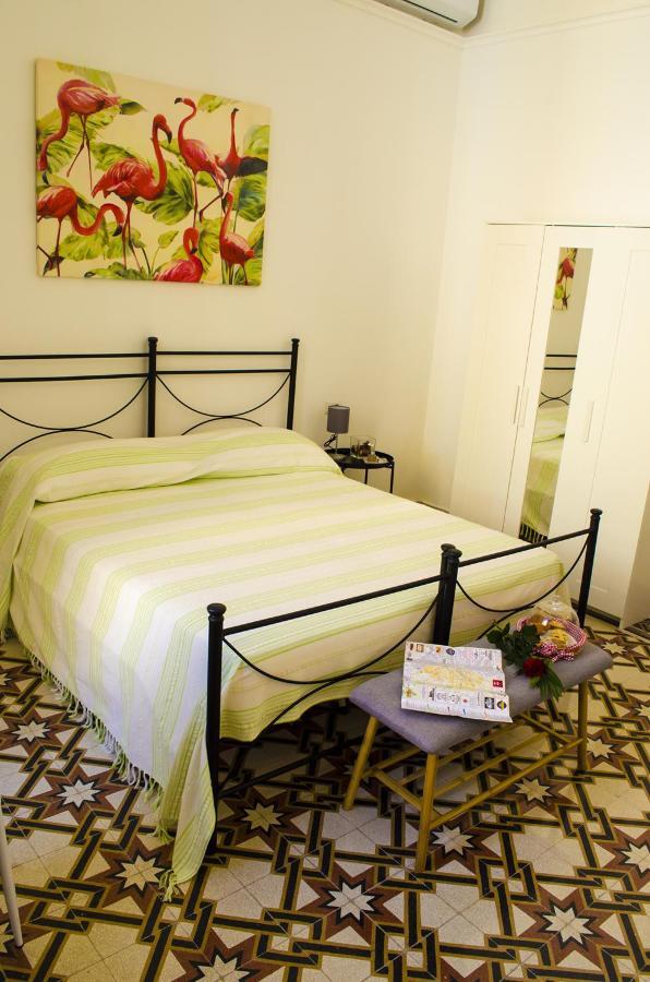 Bed and Breakfast Ingrosso House Лечче Екстер'єр фото